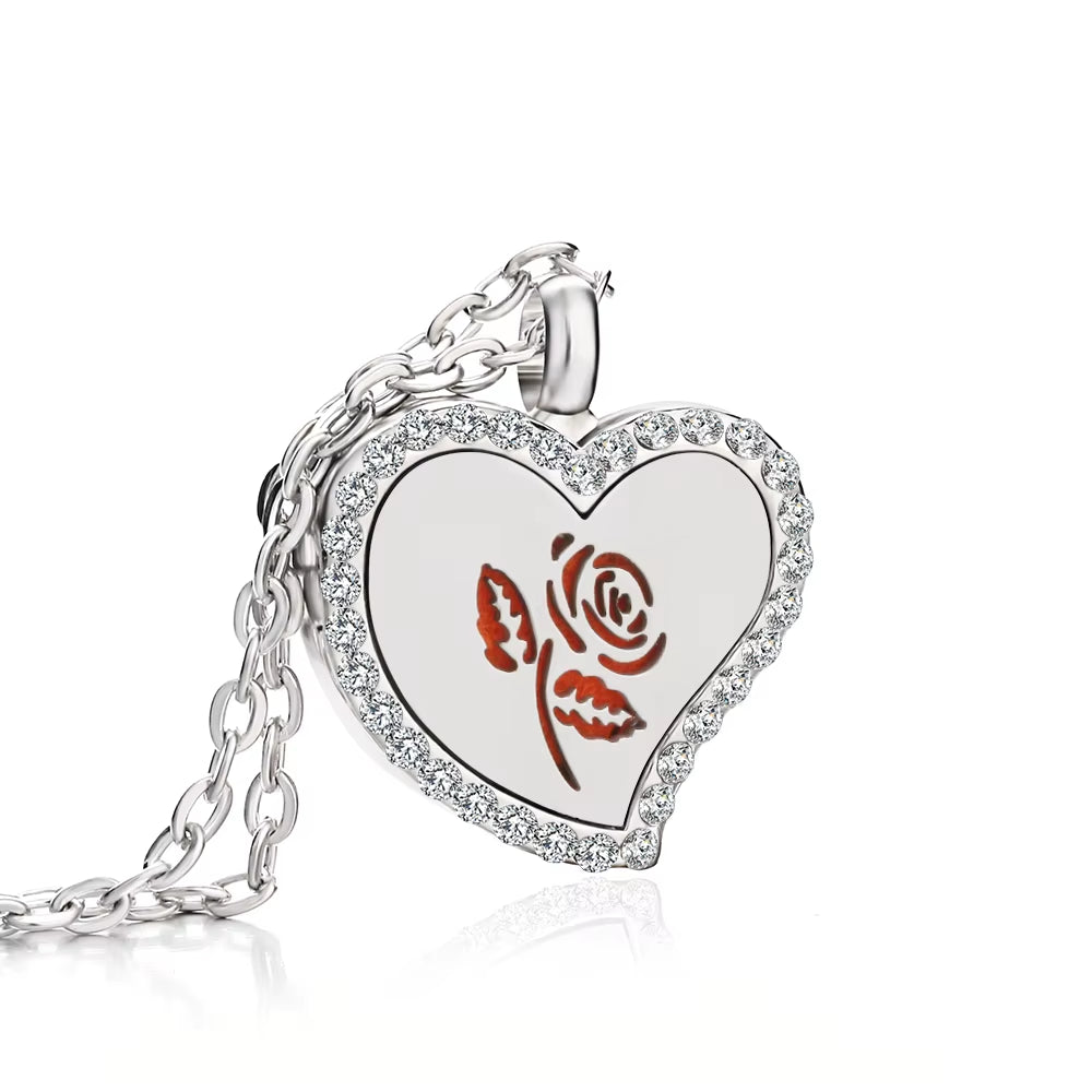 2023 New Aromatherapy Necklace Diffuser Pendant Locket Crystal Tree Love Heart Perfume Essential Oil Diffuser Necklace for Women