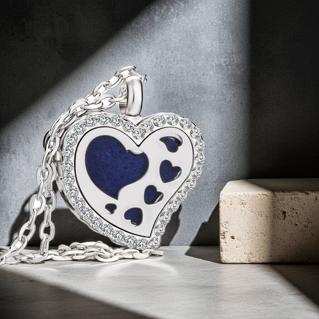 Crystal Aromatherapy Diffuser Necklace – Heart-Shaped Essential Oil Locket for Women