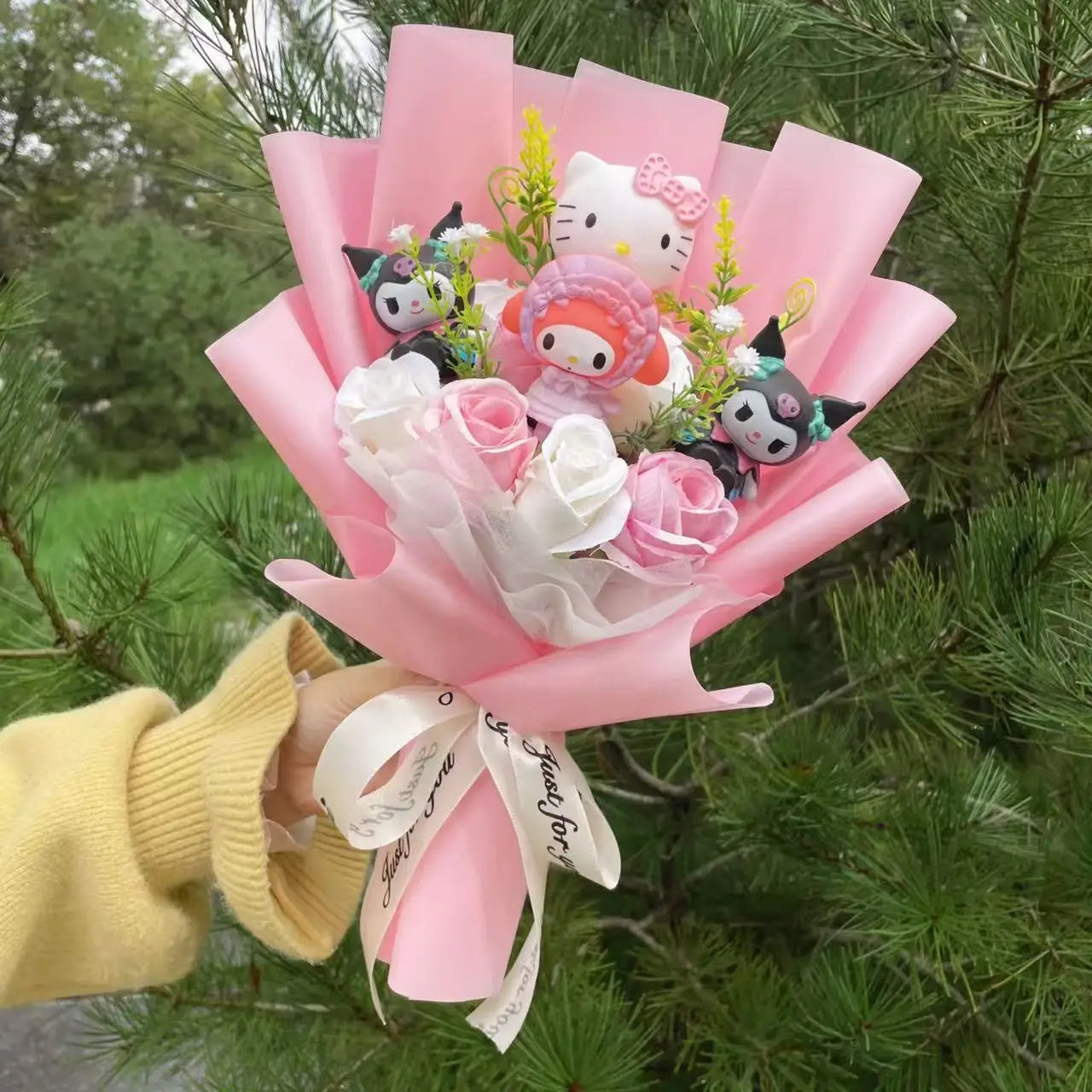 Hello Kitty Sanrio Plush Bouquet Doll with Artificial Flowers Kawaii Gift 35 cm