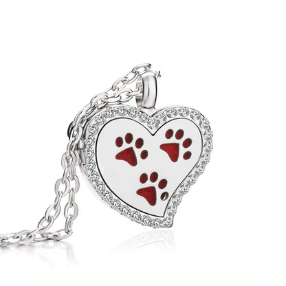 2023 New Aromatherapy Necklace Diffuser Pendant Locket Crystal Tree Love Heart Perfume Essential Oil Diffuser Necklace for Women