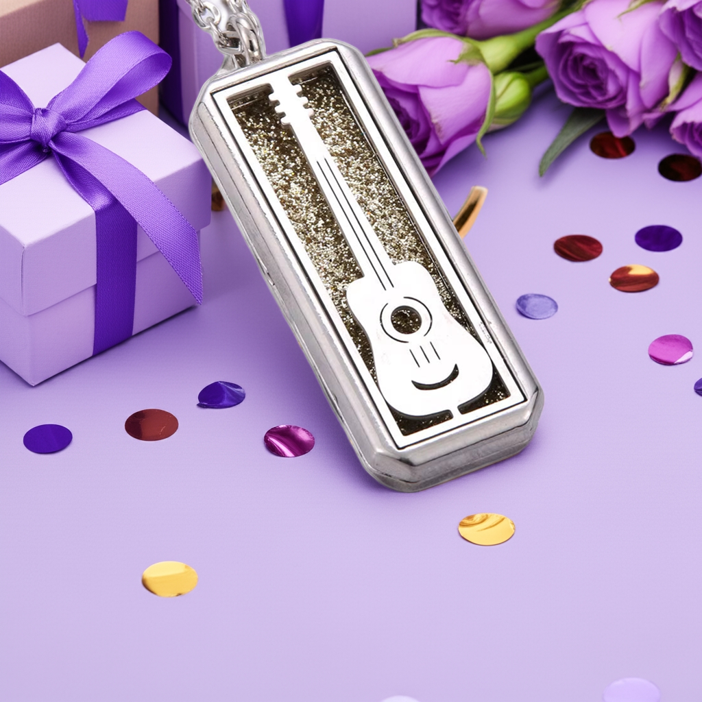 Square Aroma Locket Necklace – Magnetic Stainless Steel Essential Oil Diffuser Pendant